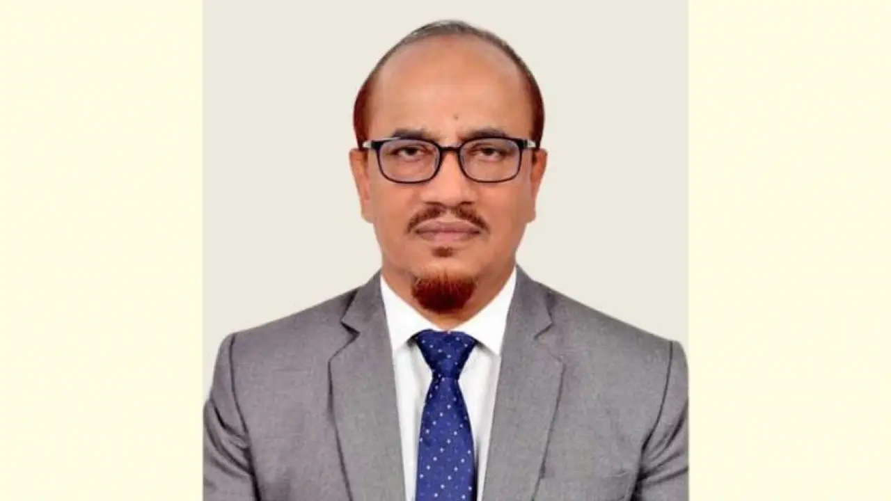 ডা. মোস্তাফিজুরকে ঢামেকে বদলি করেও যোগ দিতে দেওয়া হয়নি, ১৩ দিন পর ওএসডি