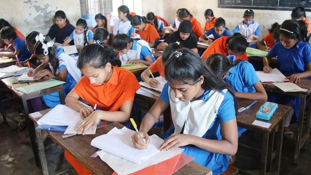 সারা দেশে প্রাথমিক বৃত্তি পরীক্ষা শুরু আজ