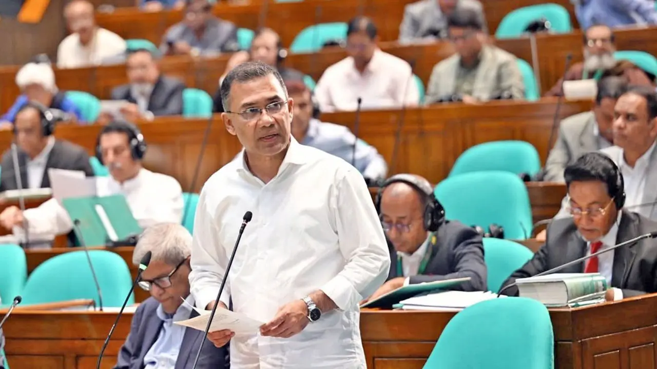 ৫ লাখ সরকারি কর্মচারী নিয়োগের সিদ্ধান্ত নিয়েছে সরকার