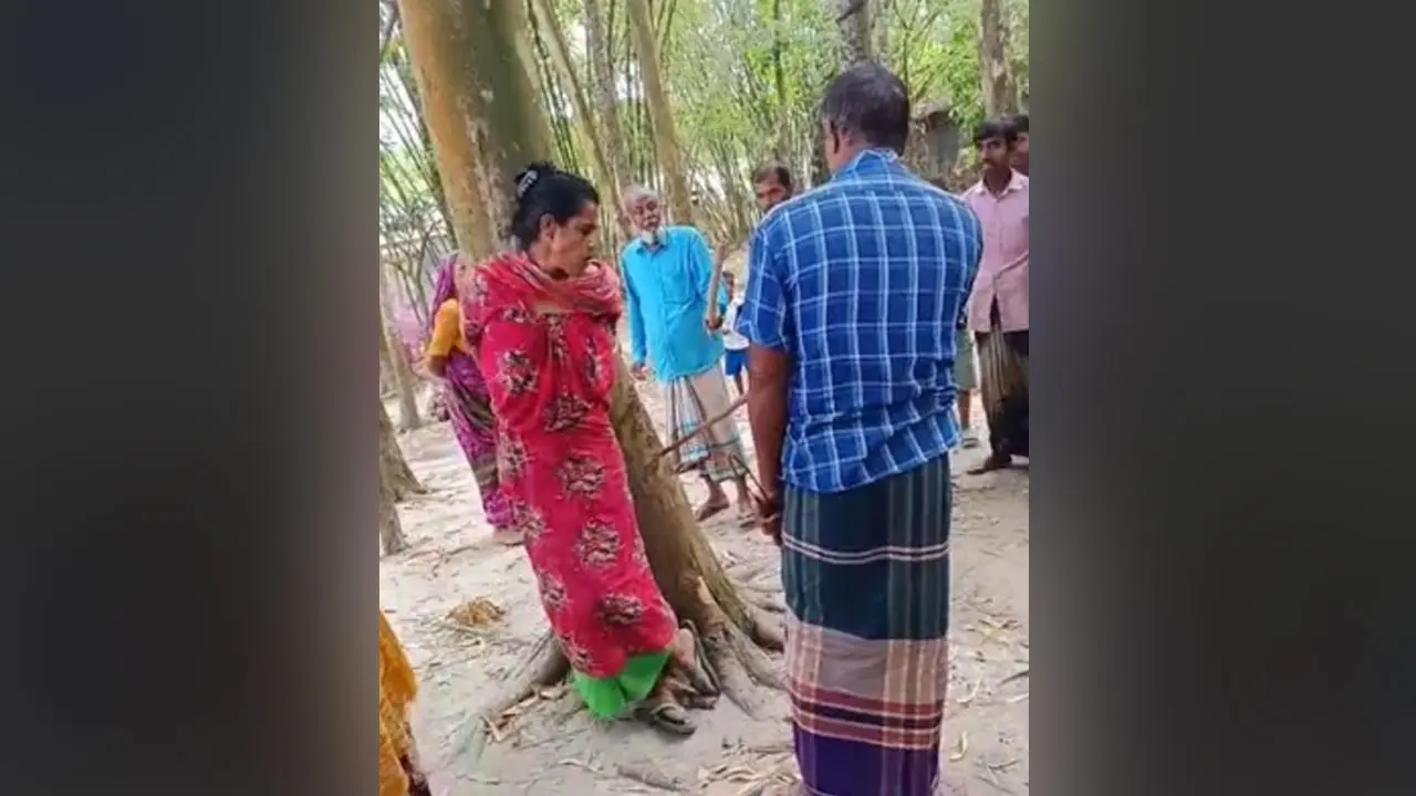 করলা চুরির অভিযোগে স্ত্রীকে গাছে বেঁধে পেটালেন স্বামী