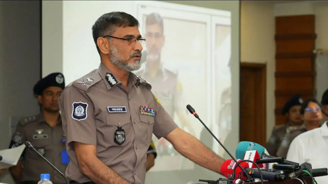 ট্রাফিক ব্যবস্থাপনাসহ নাগরিক সেবা বাড়াতে ৯ অ্যাপ চালু করলো ডিএমপি