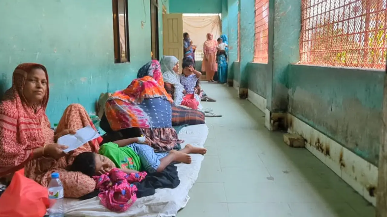 শরীয়তপুরে হামের উপসর্গ নিয়ে ১০ মাসের শিশুর মৃত্যু, হাসপাতালে ভর্তি ২০