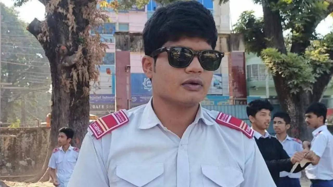 শ্রুতিলেখক না পেয়ে অনিশ্চয়তায় শরীফের এসএসসির স্বপ্ন