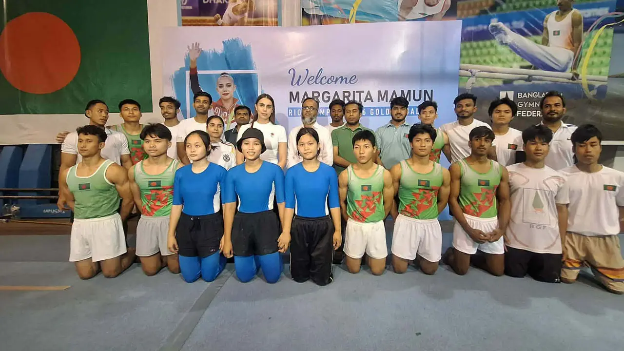 বাংলাদেশে এসেছেন স্বর্ণজয়ী অলিম্পিয়ান মার্গারিতা মামুন