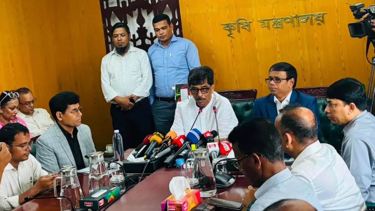 কৃষিপণ্যের দাম নিয়ে কৃষিমন্ত্রী, ‘কৃষকেরও পেট আছে, সংসার আছে’