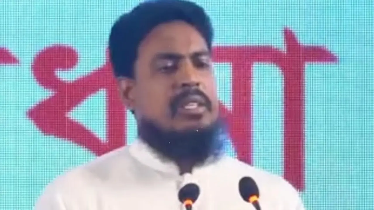 জুলাই যোদ্ধাদের ওপর হামলার প্রতিবাদে রাষ্ট্রীয় অনুষ্ঠান ছাড়লেন আখতার