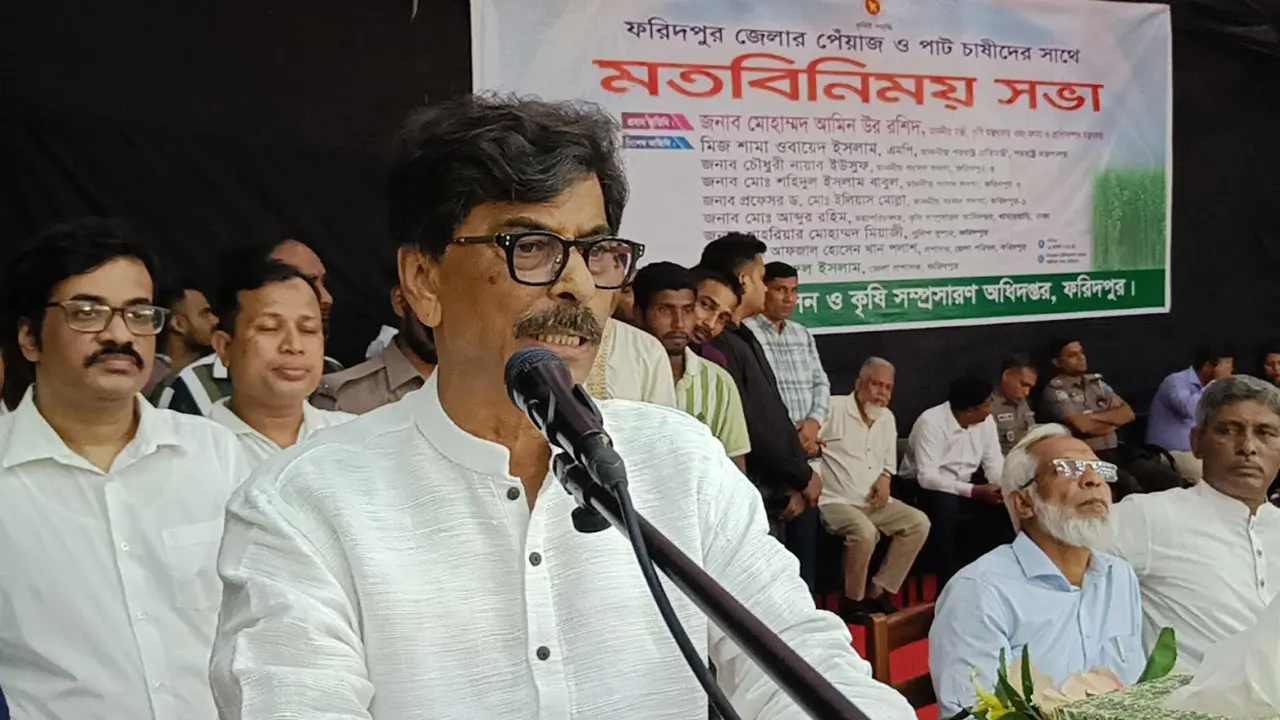 ‘সারের সংকট নেই, এটি দুষ্কৃতকারী ও ষড়যন্ত্রকারীদের প্রোপাগান্ডা’