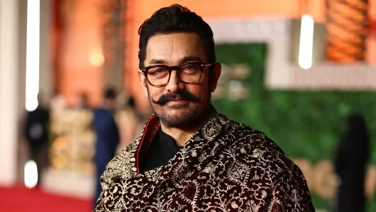 ৬১ বছরের আমির এবার ২৫ বছরের তরুণ!