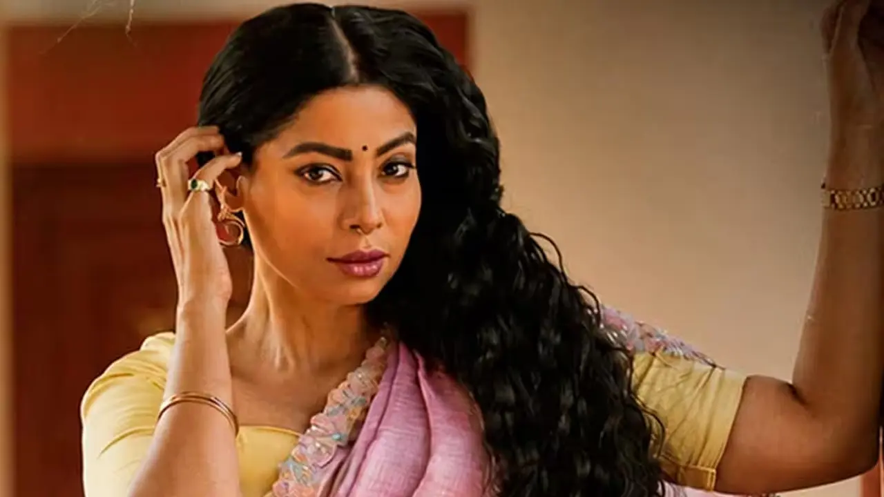 ‘জরিনা’ চরিত্রে অভিনয়ের পর অশালীন প্রস্তাবে অতিষ্ঠ অভিনেত্রী