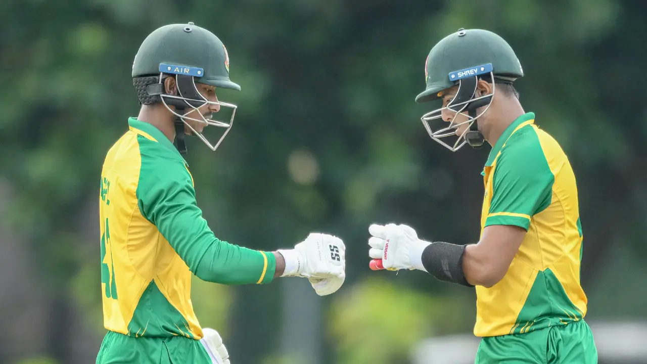 ব্যাটিং ব্যর্থতায় সেমিফাইনালে বিদায় সাব্বির-শামিমদের