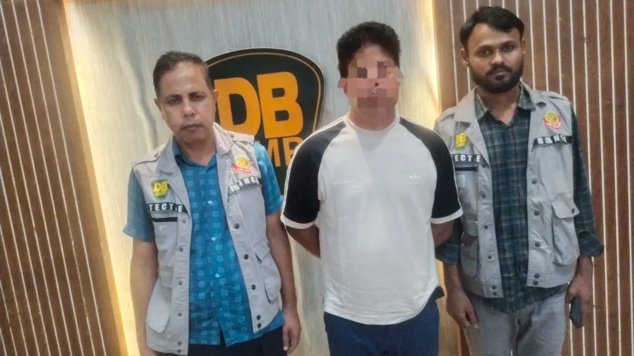 মিয়ানমারের নাগরিক পরিচয়ে পালাচ্ছিলেন সন্ত্রাসী বড় সাজ্জাদের সহযোগী