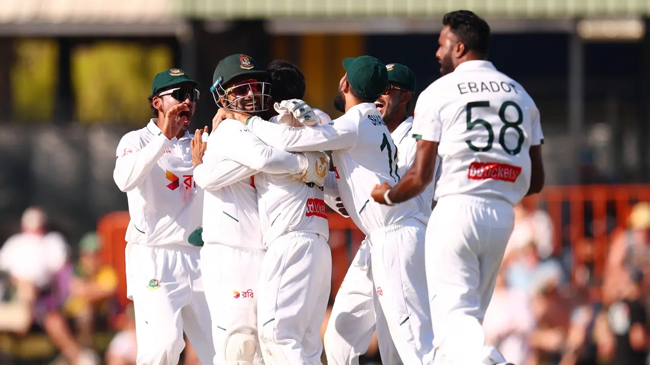 ‘আগে যারা কার্পণ্য করেছে, তাদের কাছে এখন প্রাপ্য সম্মান পাবে বাংলাদেশ’