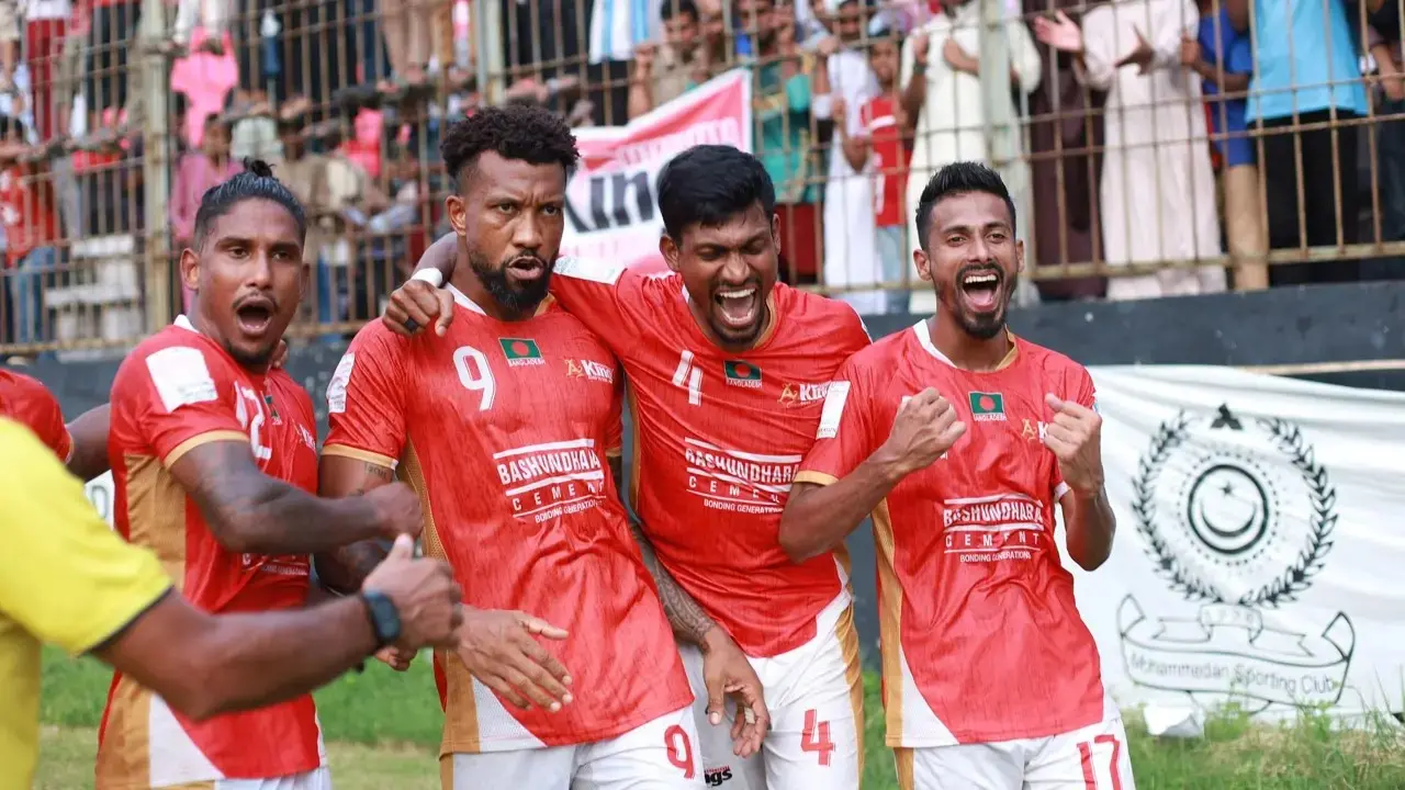সময় আর একদিন, কিংসের নিষেধাজ্ঞা বেড়ে ১২