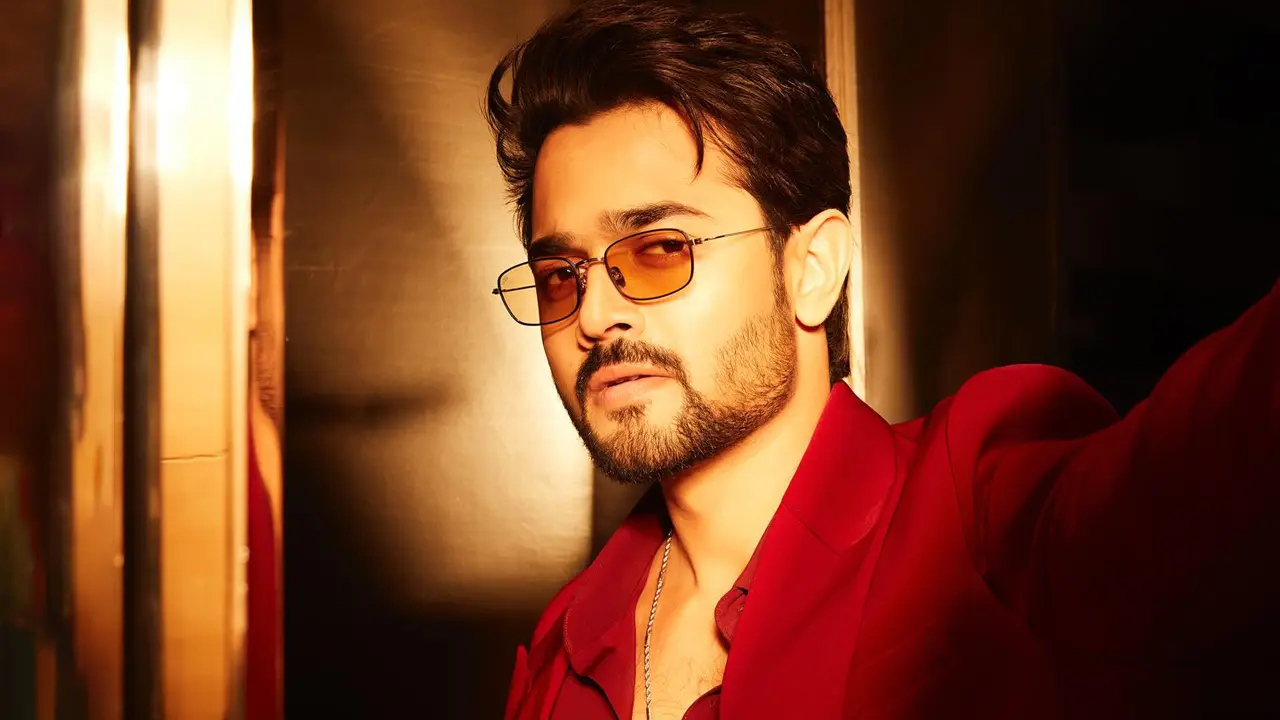 এক মাসের ব্যবধানে বাবা-মায়ের মৃত্যু, শোক কাটিয়ে ভুবন এখন তারকা