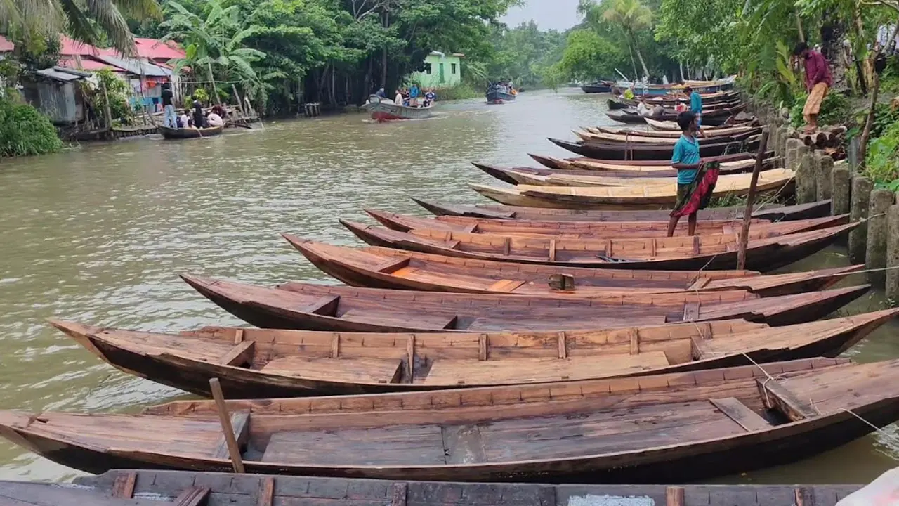এ যেন নৌকার রাজ্য, কুড়িয়ানা খালের হাটে ঐতিহ্য ও জীবিকার মেলবন্ধন