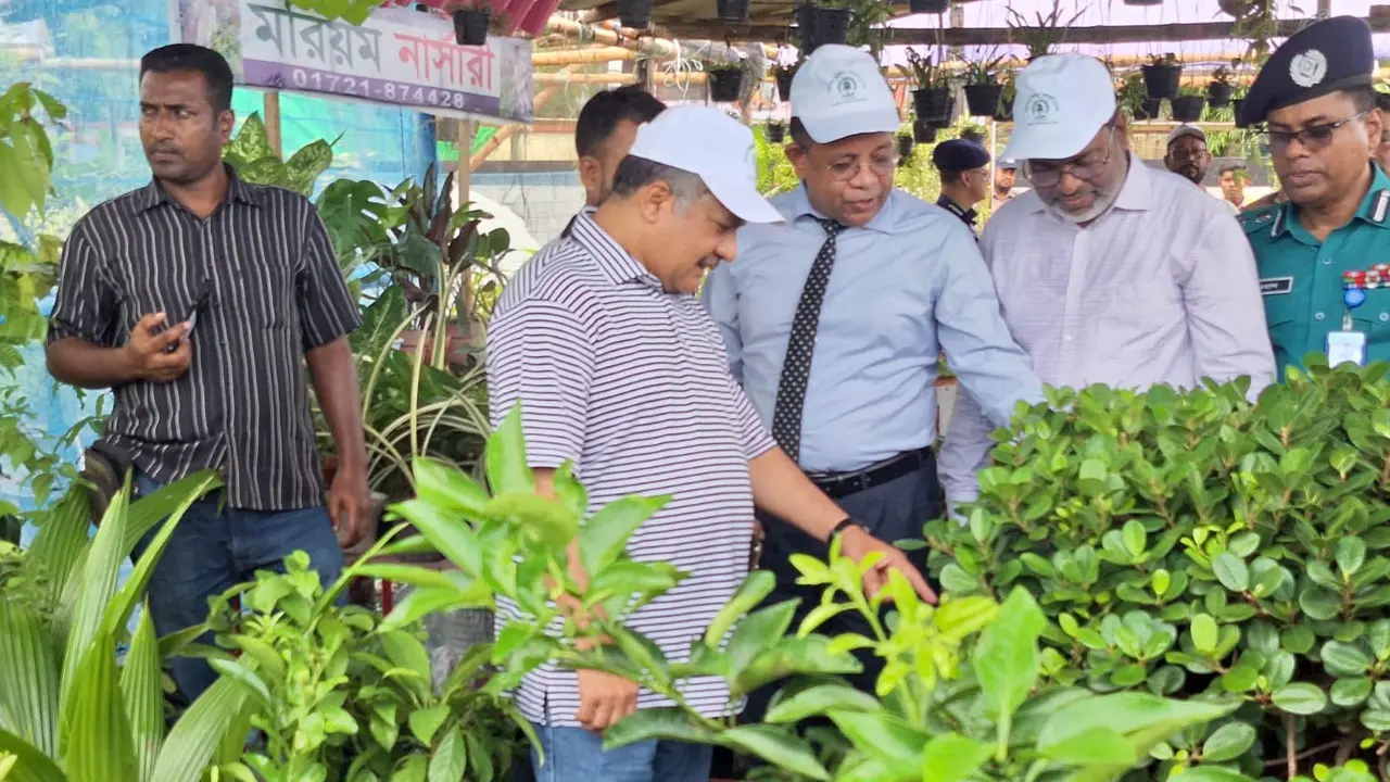 জলবায়ু পরিবর্তনের কারণে বাংলাদেশ ঝুঁকিপূর্ণ দেশের তালিকায় রয়েছে