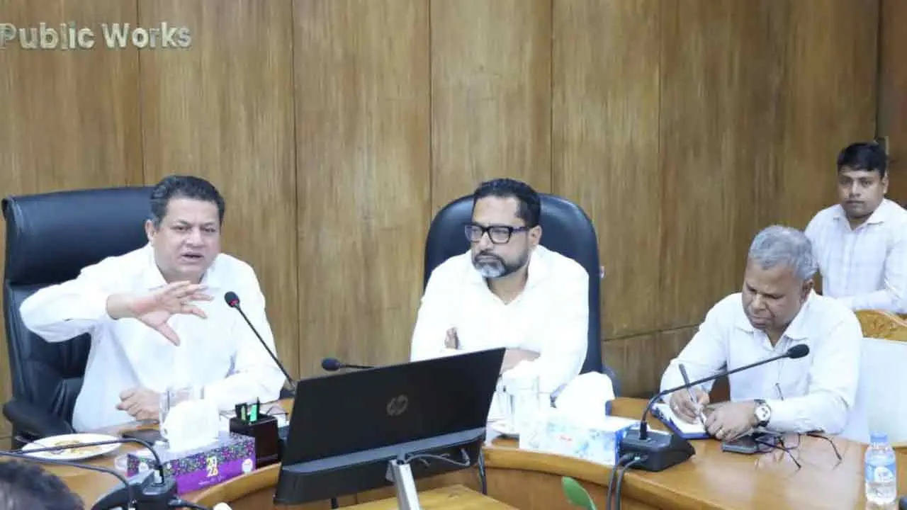 অনুমোদিত নকশার বাইরে কেউ যেন ভবন নির্মাণ করতে না পারে : গৃহায়নমন্ত্রী