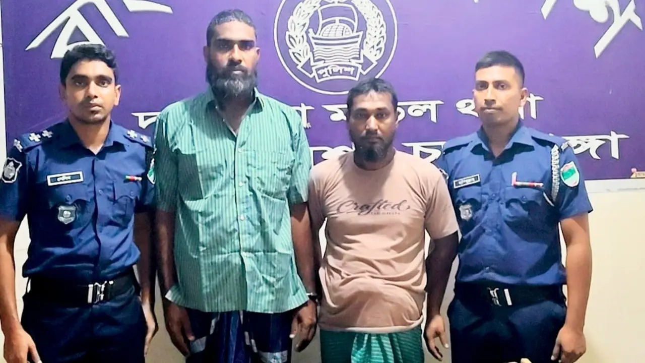 চুল ছিনতাইয়ের ২৪ ঘণ্টার মধ্যেই উদ্ধার, চালক-ম্যানেজার গ্রেপ্তার