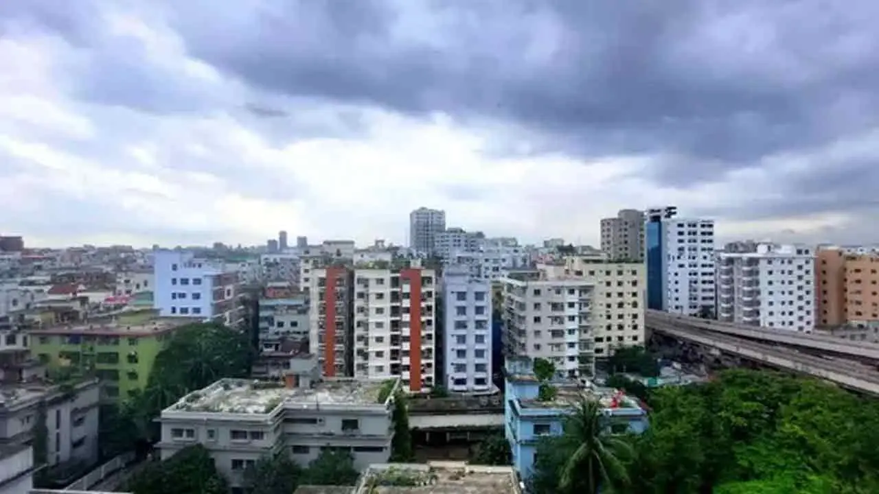 ঢাকার আকাশ আংশিক মেঘলা, হতে পারে বৃষ্টি