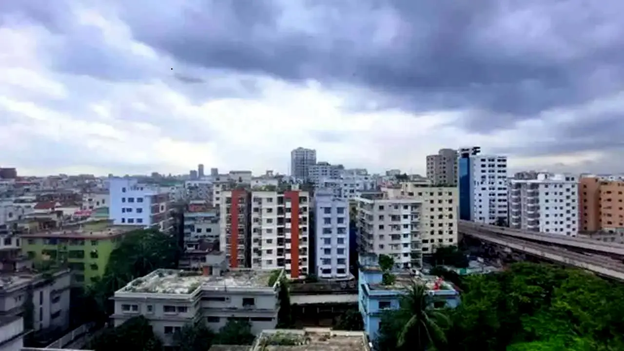 ঢাকার আকাশ আংশিক মেঘলা, দিনের তাপমাত্রা কমার আভাস