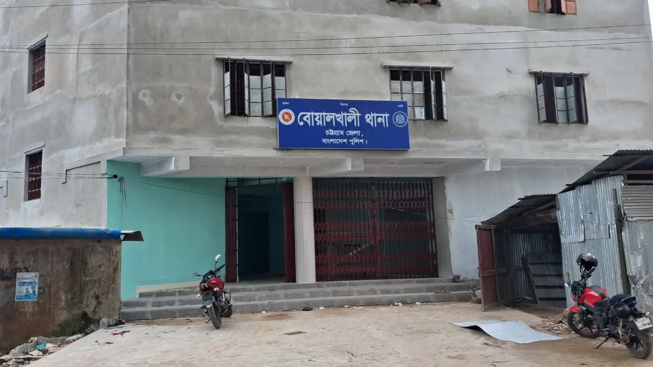হ্যান্ডকাফসহ পালালেন আসামি, সাঁড়াশি অভিযানে গ্রেপ্তার