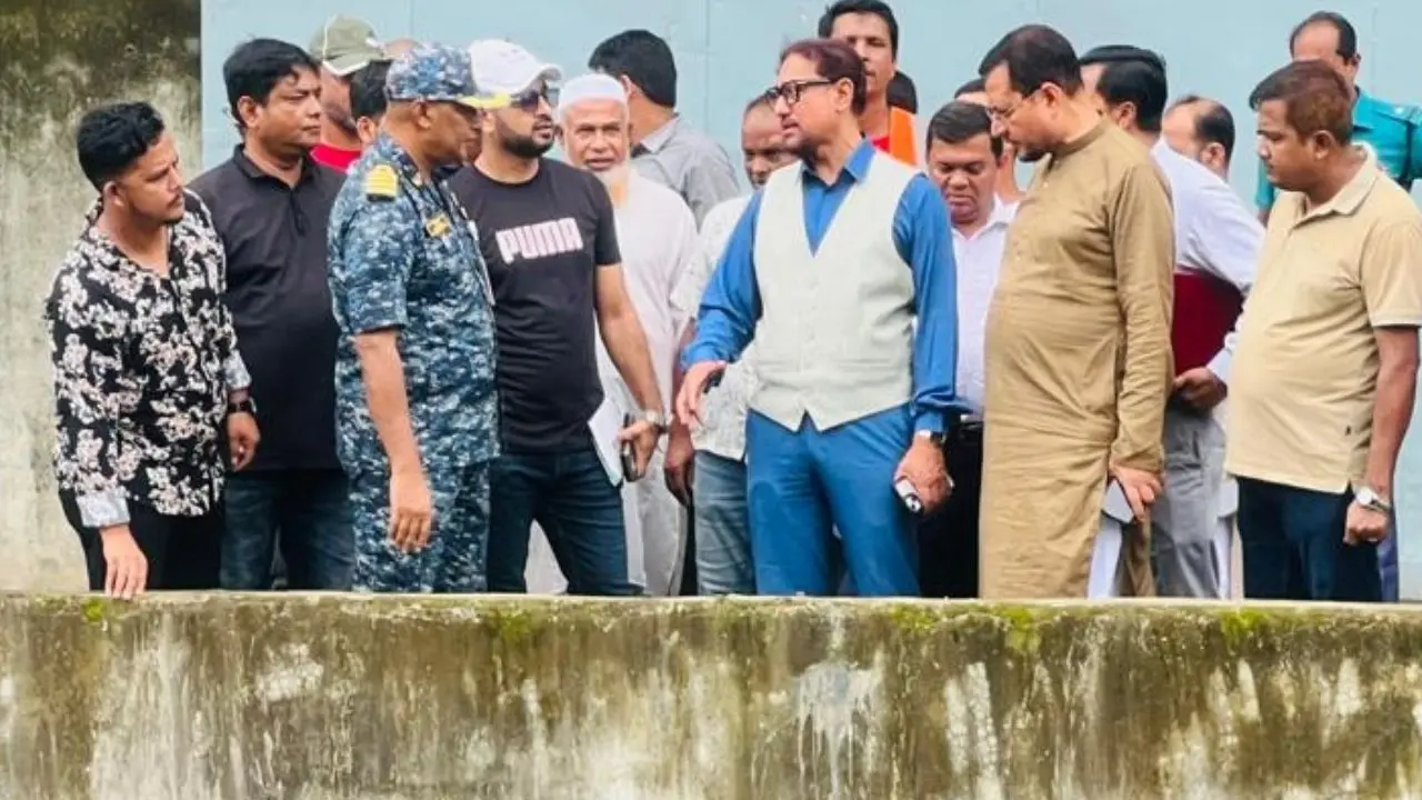 জলাবদ্ধতামুক্ত চট্টগ্রাম গড়তে খাল পুনরুদ্ধারে জোর দিলেন মেয়র শাহাদাত