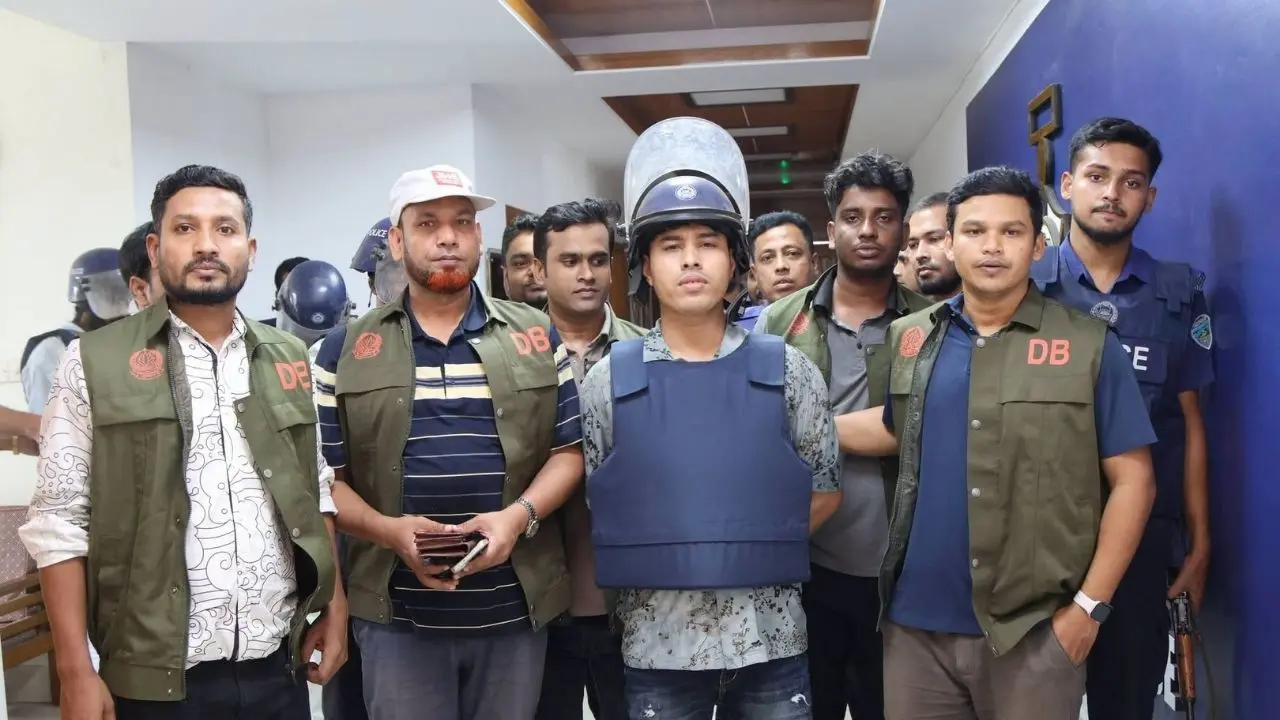 শীর্ষ সন্ত্রাসী ডেভিড ইমনকে আরেক মামলায় গ্রেপ্তার দেখানোর নির্দেশ