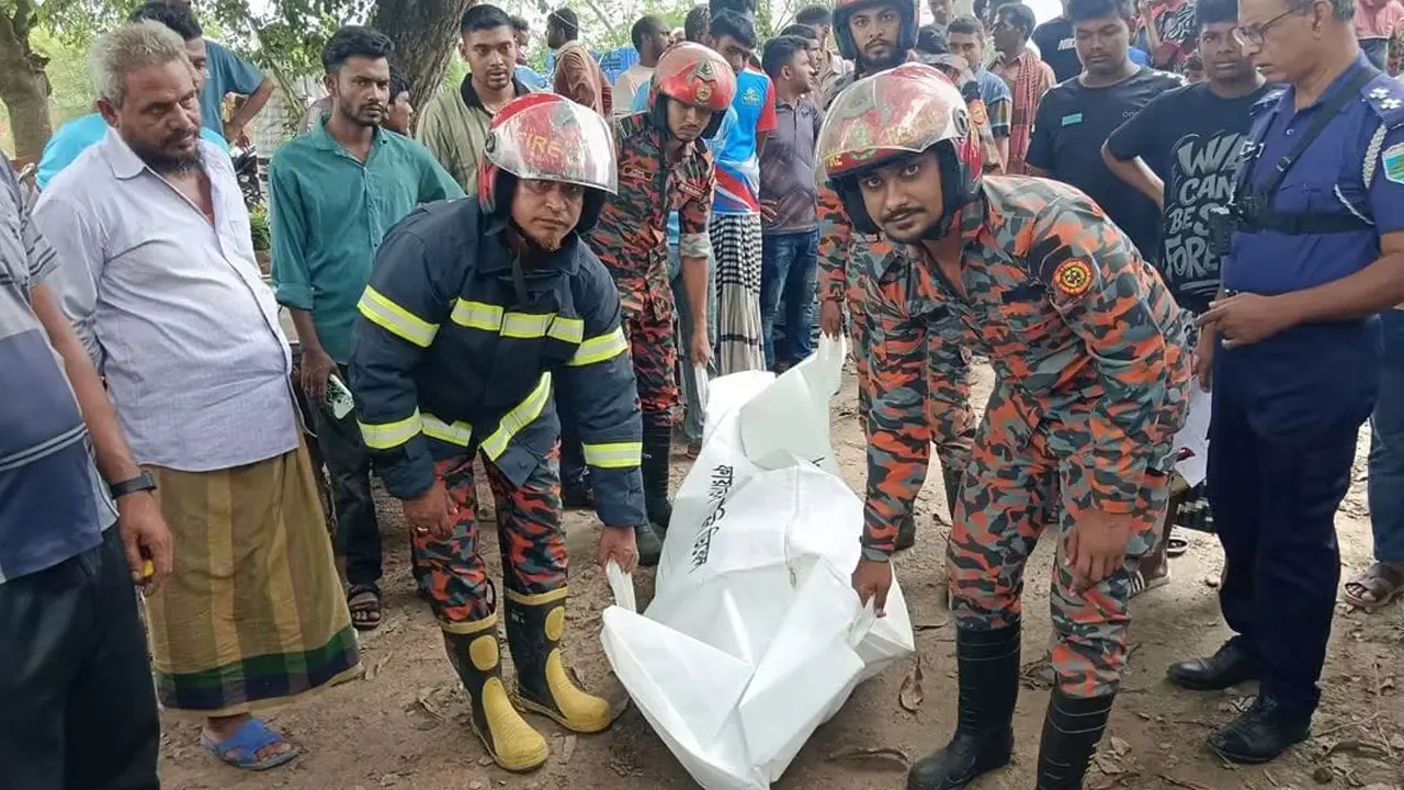 চাঁপাইনবাবগঞ্জে পৃথক দুর্ঘটনায় ৩ জনের মৃত্যু