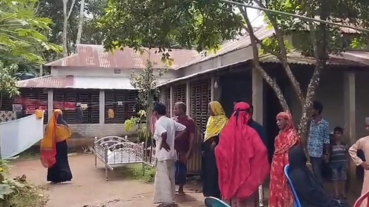 অটোরিকশা ছিনতাইয়ে চালককে হত্যা, ছেলের শোকে মায়েরও মৃত্যু