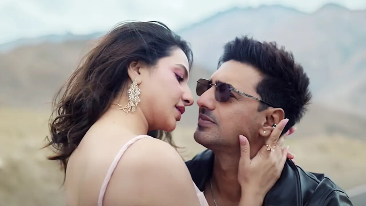 ‘দেশু ৭’-এর টিজার: সিনেমার গল্পেও দেব-শুভশ্রীর ‘পুনর্মিলন’