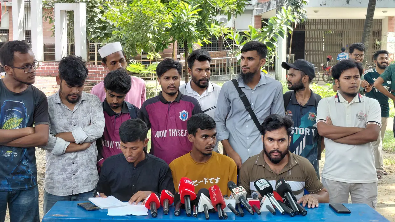 ঢাকা কলেজের হলগুলোতে ৯০ শতাংশ সিট রাজনৈতিক সুপারিশে বরাদ্দের অভিযোগ