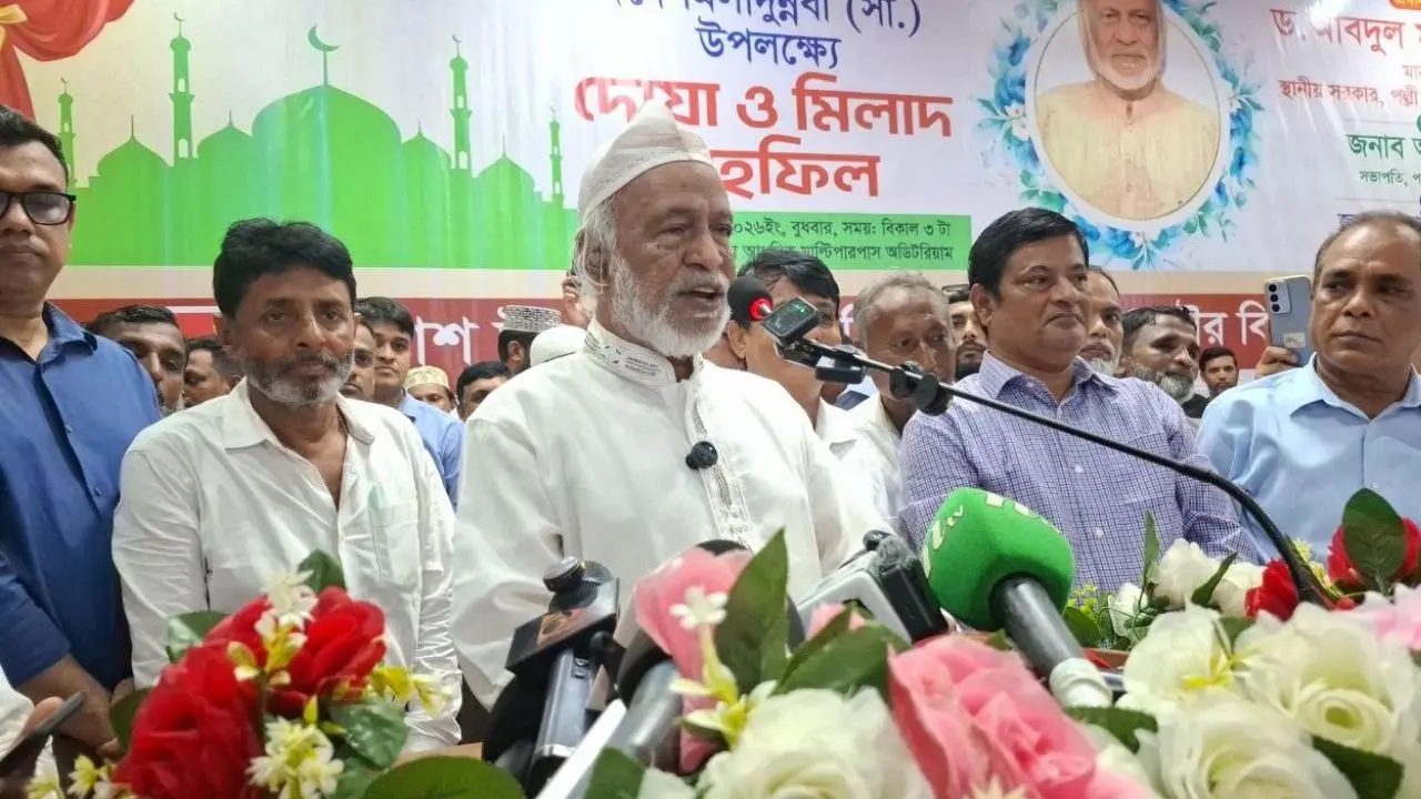 প্রধানমন্ত্রী বাংলাদেশে ইসলামের আদর্শ প্রতিষ্ঠা করছেন : মঈন খান