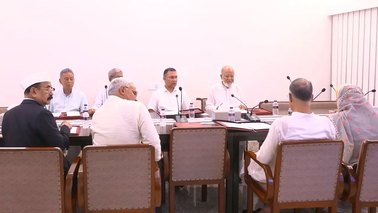 বিএনপির স্থায়ী কমিটির বৈঠক: রাষ্ট্রপতি নির্বাচনের দায়িত্ব প্রধানমন্ত্রীর