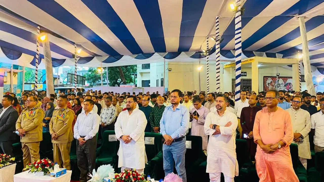 শহীদ পরিবারের আর্তনাদ শুনলে নিজেকে স্থির রাখতে পারি না : চউক চেয়ারম্যান