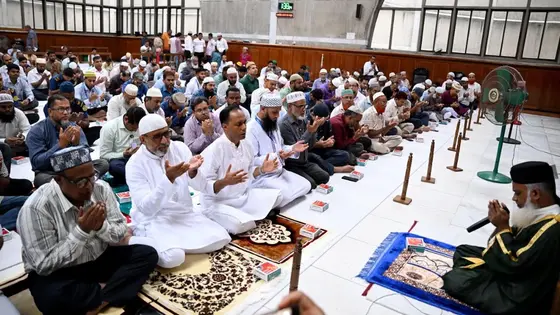 জুলাই গণঅভ্যুত্থানের শহীদদের স্মরণে সংসদে দোয়া মাহফিল
