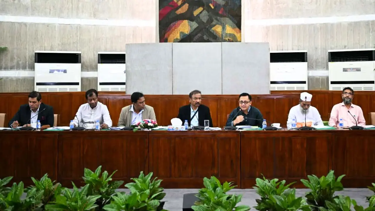 শিল্প মন্ত্রণালয়ের প্রকল্পের কাজ নির্ধারিত সময়ে শেষ করার তাগিদ