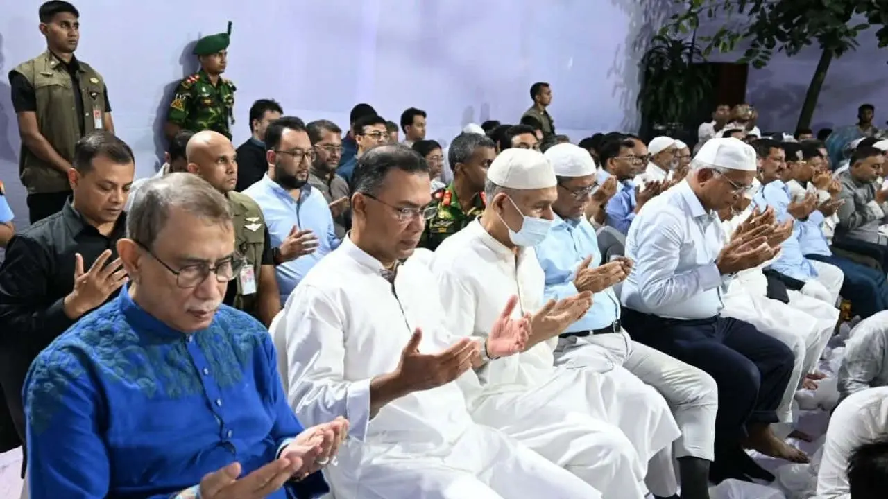 রিয়ার অ্যাডমিরাল মাহবুব আলী খানের ৪২তম শাহাদৎবার্ষিকী অনুষ্ঠিত