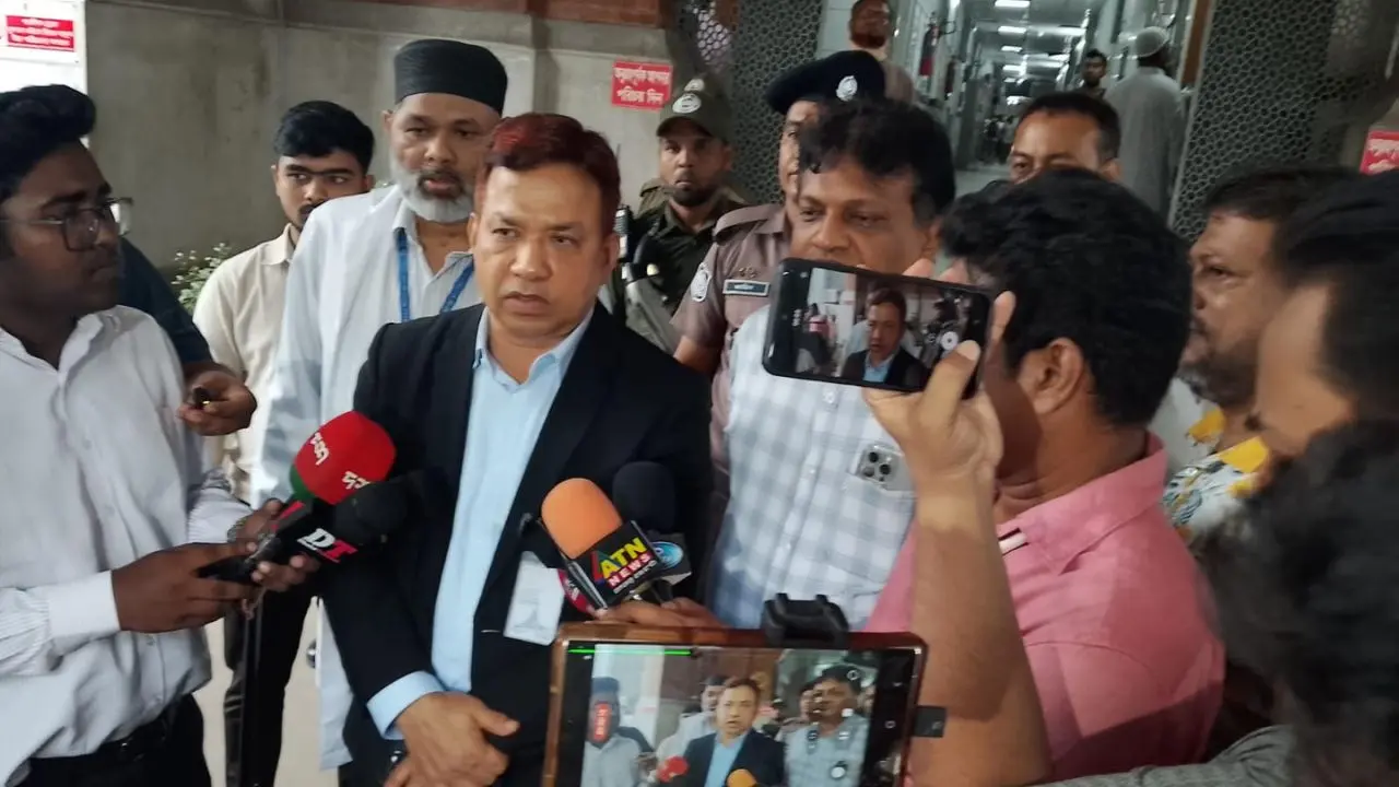 উত্তেজনা নিরসনে বৈঠকের পর ঢামেক হাসপাতালের পরিস্থিতি স্বাভাবিক