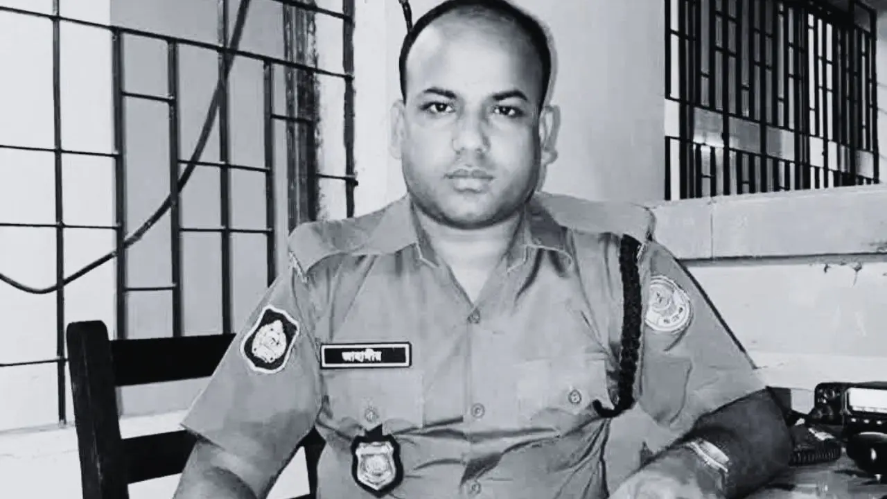 ফেনীতে সড়ক দুর্ঘটনায় চট্টগ্রামের পুলিশ সদস্যের মৃত্যু