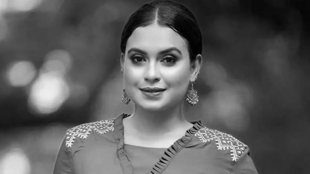 অভিনেত্রী রিধিকার মৃত্যুর ঘটনায় প্রেমিক গ্রেপ্তার