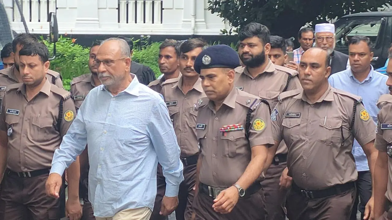 ট্রাইব্যুনালে লতিফ-রুপাসহ ৯ আসামি, ফের শুনানি ৩ সেপ্টেম্বর