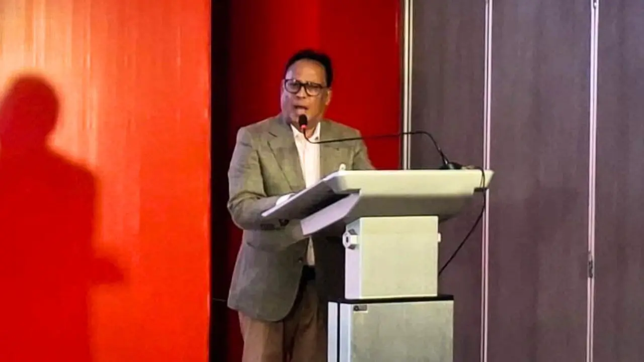 কল ড্রপ ও প্যাকেজের বিষয়ে গ্রাহকদের স্পষ্ট জানাতে হবে : আইসিটি মন্ত্রী