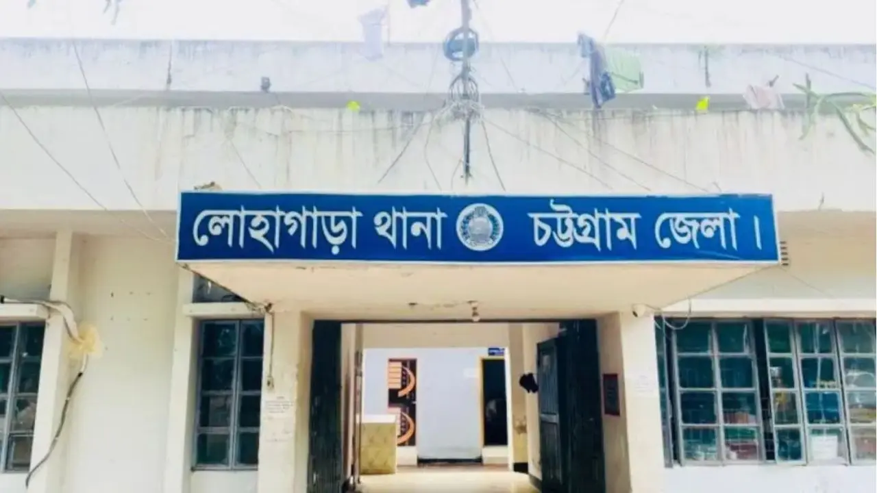 চট্টগ্রামে স্কুলছাত্রকে উদ্ধারের জেরে প্রধান শিক্ষককে ‘প্রাণনাশের’ হুমকি