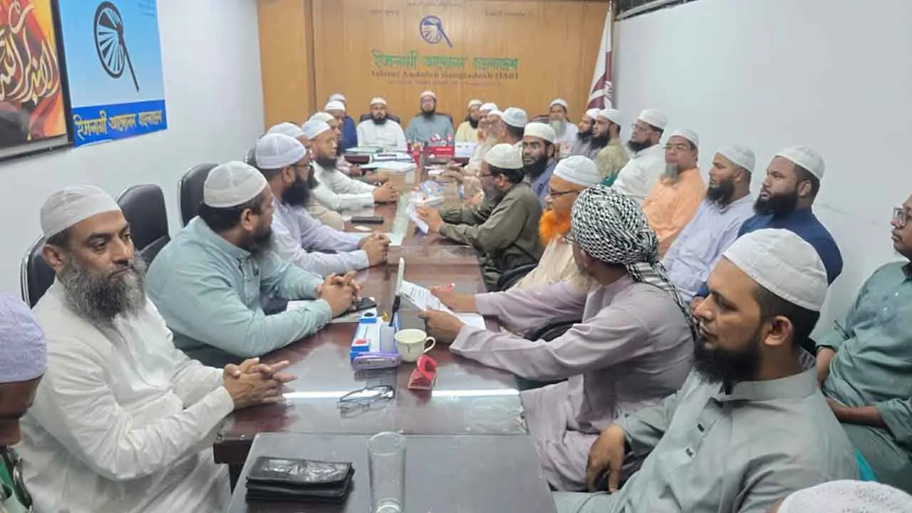শিক্ষক নিয়োগে সিদ্ধান্ত পরিবর্তন না হলে বৃহস্পতিবার থেকে কঠোর কর্মসূচি