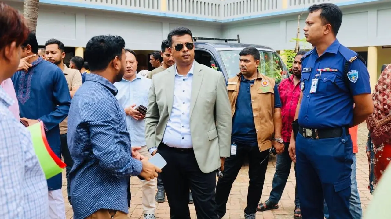 প্রধানমন্ত্রীর চট্টগ্রাম সফর ঘিরে প্রস্তুত সাত ভেন্যু