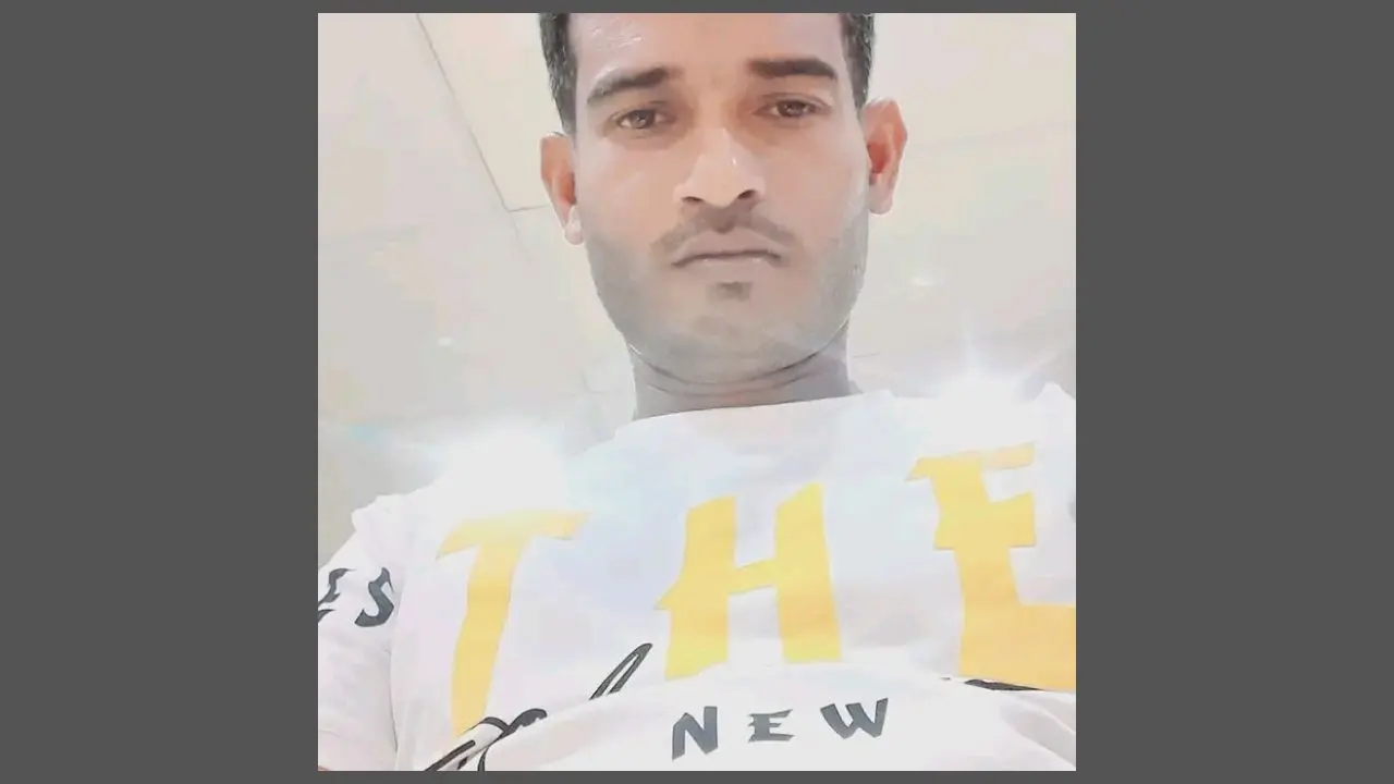 বিমানে মায়ের মৃত্যু, ওমানে মরদেহ রেখে চট্টগ্রামে ফিরতে হলো ছেলেকে