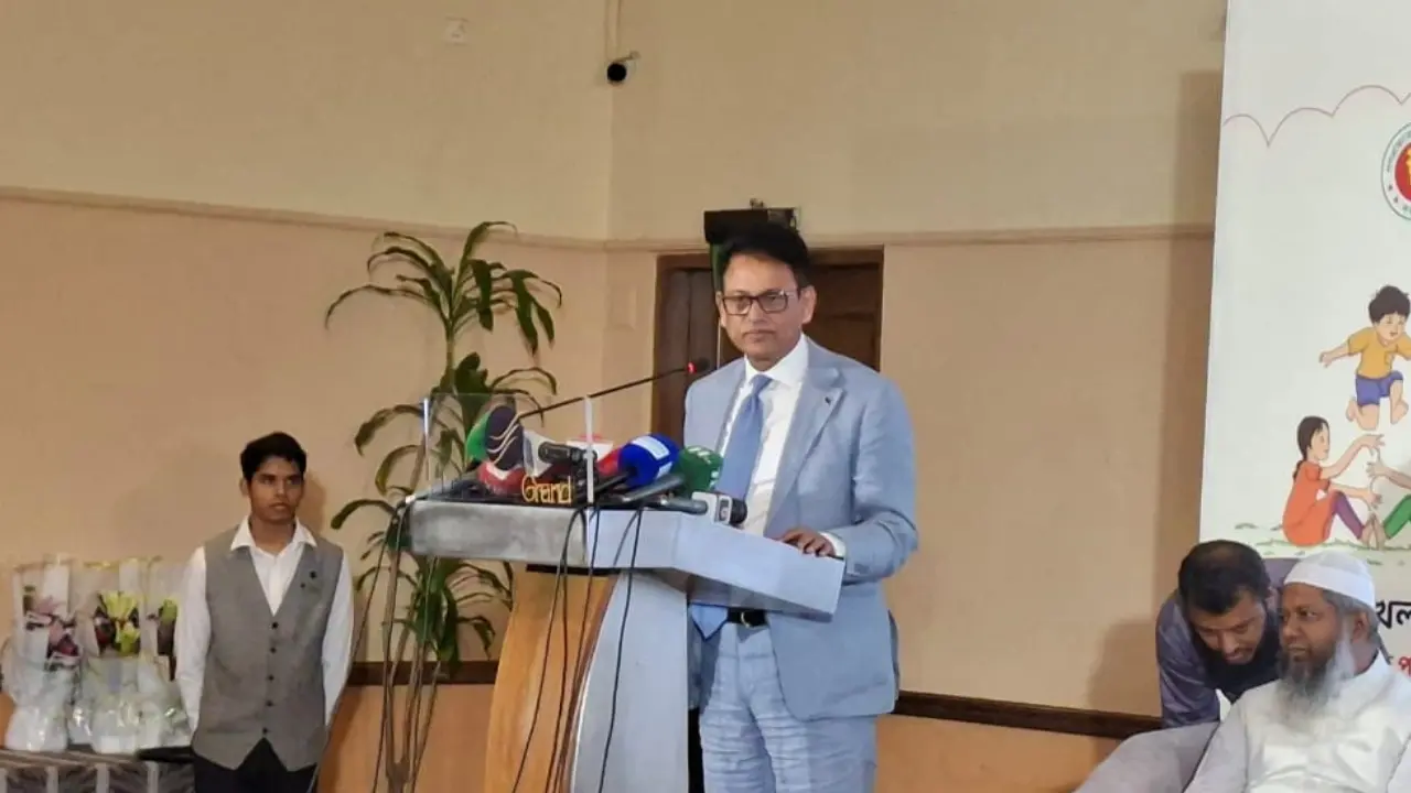 প্রাথমিক স্তর থেকেই শিশুদের খেলাধুলার সঙ্গে যুক্ত করতে হবে