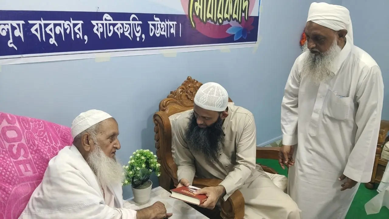 হেফাজতের আপত্তিকে চাপ হিসেবে নয়, গঠনমূলক পরামর্শ হিসেবে দেখি