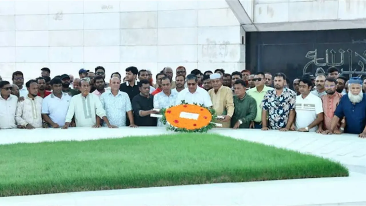 জনগণের প্রত্যাশা পূরণে সরকার পরিকল্পিতভাবে কাজ করছে : মীর শাহে আলম