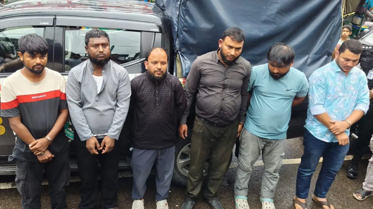 ৫ মোটরসাইকেলসহ ৩ কোটি টাকার ইয়াবা উদ্ধার, চক্রের ৬ সদস্য গ্রেপ্তার